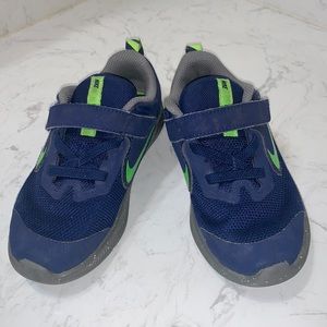 Kids Nike Downshifter. Blue and neon. Child size US 10C.